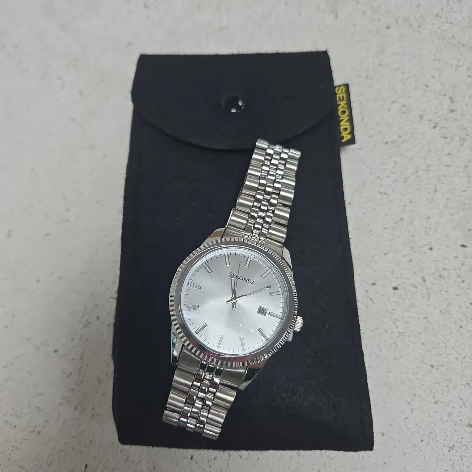 SEKONDA STAINLESS STEEL WATCH