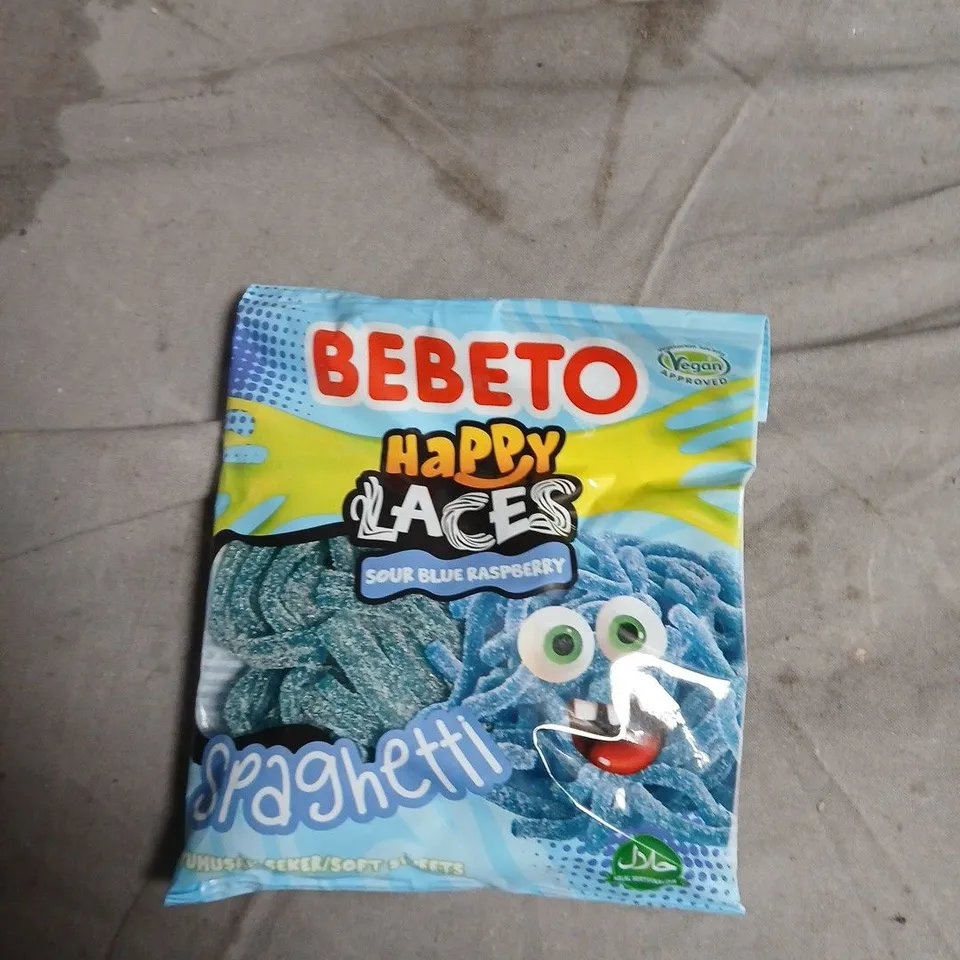 APPROXIMATELY 10 ASSORTED FOOD ITEMS INCLUDING TESCO MIXED NUTS & RAISINS , MIRANDA ORANGE AND BEBETO HAPPY LACES SOUR SWEETS