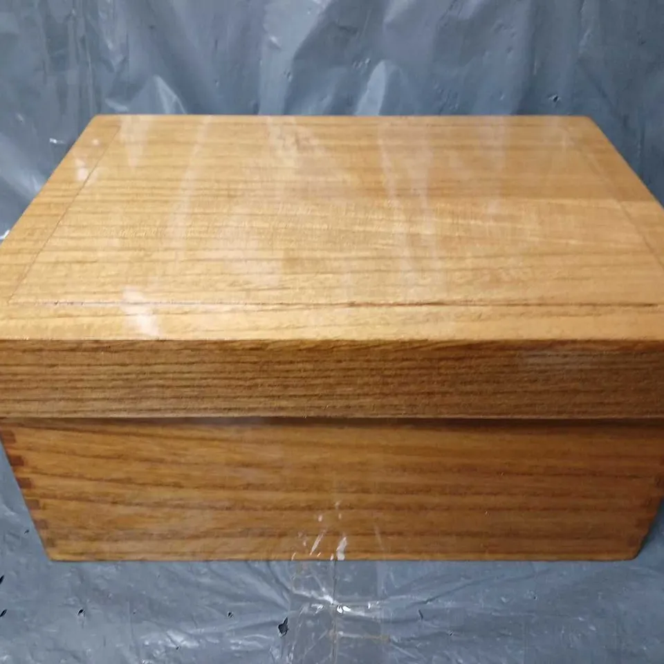 SOLID PAULOWNIA ASHES CASKET