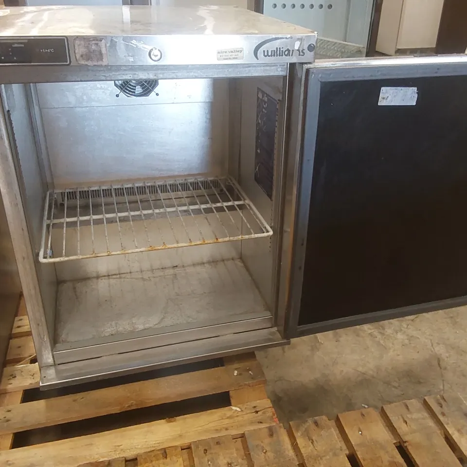 WILLIAMS HA135SA R1 COMMERCIAL UNDERCOUNTER REFRIGERATOR