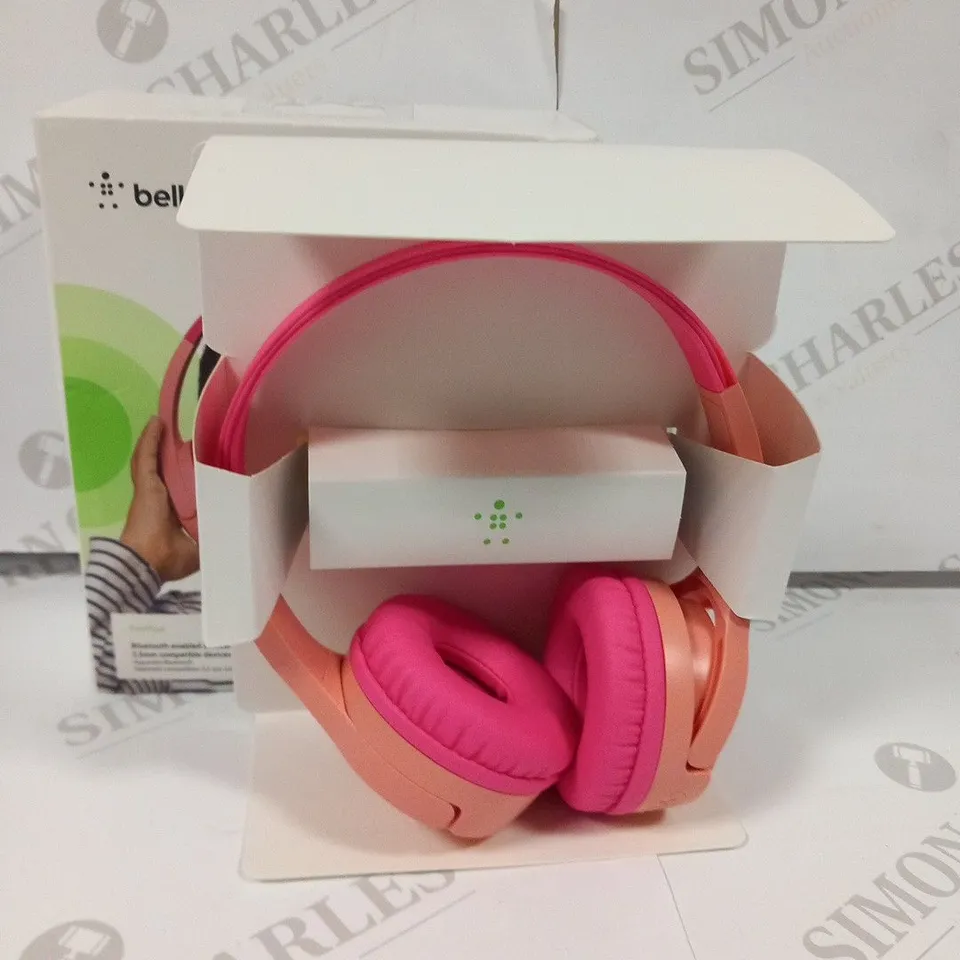 BOXED BELKIN SOUNDFORM MINI WIRELESS ON EAR HEADPHONES FOR KIDS
