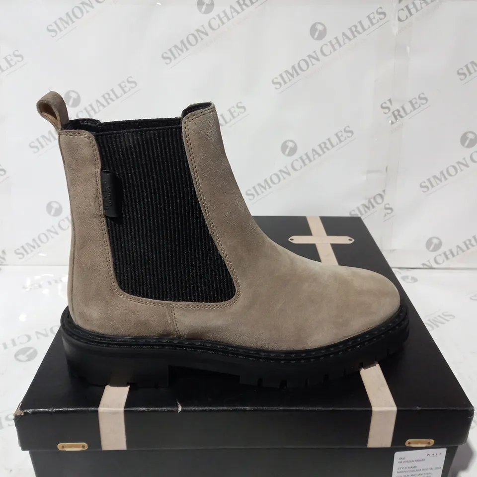 WALK LONDN MARINA CHEALSEA BOOTS IN TAUPE SIZE 6