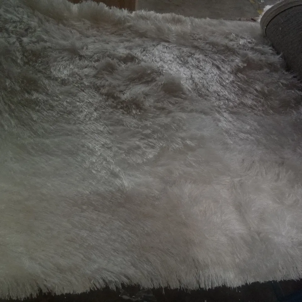 BRETT HAND TUFTED WHITE RUG 76X224CM
