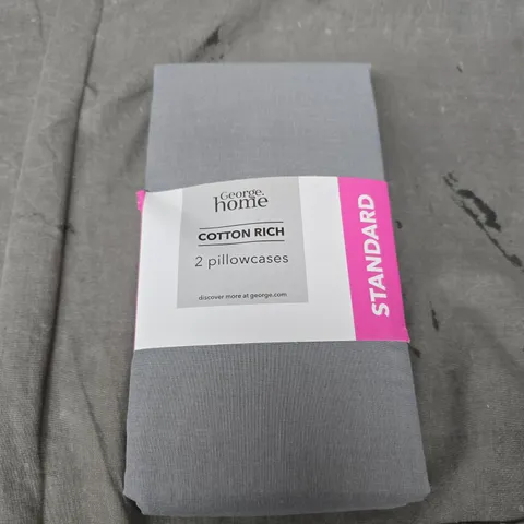 LARGE QUANTITY OF FITTED SHEETS - COLLECTION ONLY