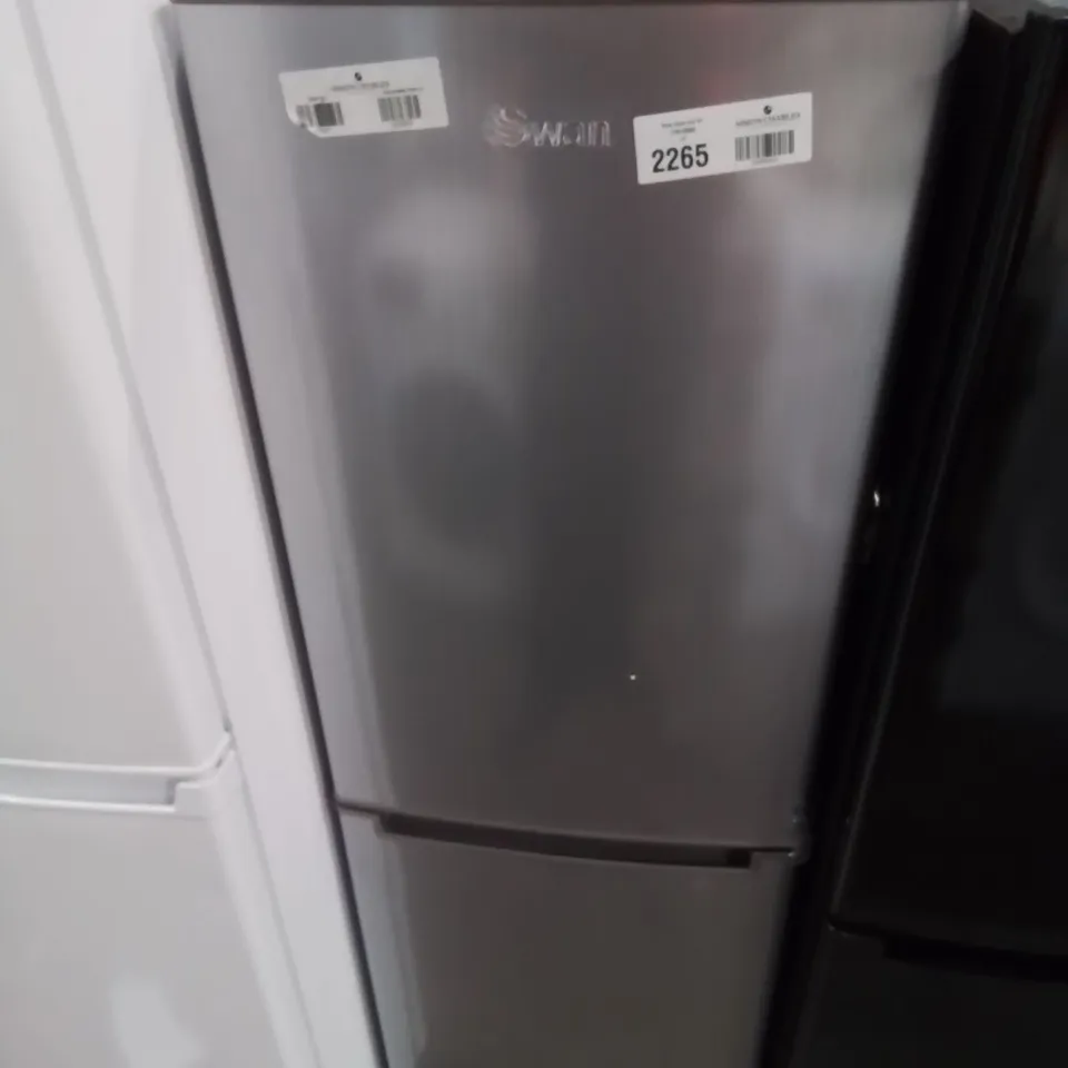 SWAN 50/50 FRIDGE FREEZER IN GRAPHITE 