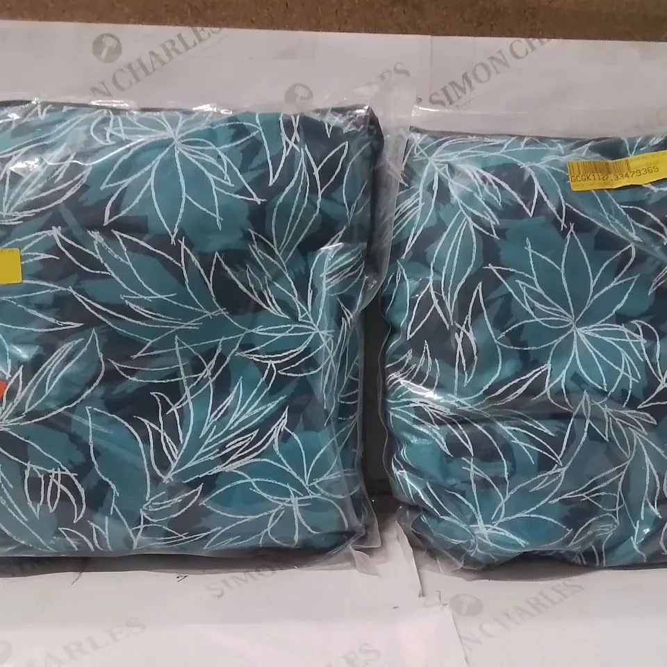 BRAND NEW SEALED SET OF 2 OASIS CUSHION BLUE