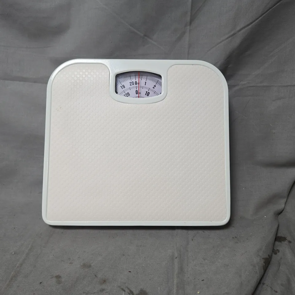 MECHANICAL PLATFORM SCALE – WHITE, ANALOG DIAL