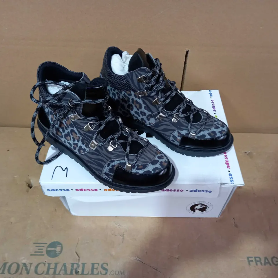 BOXED PAIR OF ADESSO HIGH TOPS- SIZE 38