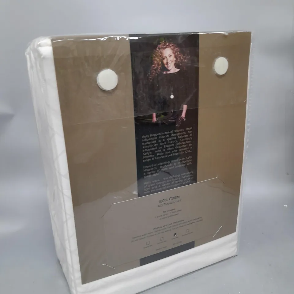 BOXED K BY KELLY HOPPEN 100% COTTON JACQUARD DIAMOND DUVET SET IN WHITE - SINGLE SIZE 