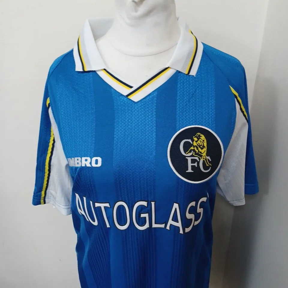 CHELSEA FC HOME RETRO SHIRT WITH ZOLA 25 ON THE BACK SIZE L