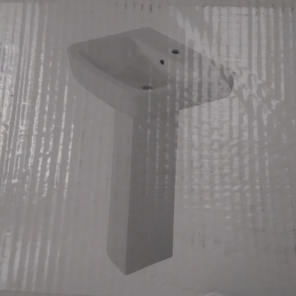 BOXER FABIENNE 1 TAP HOLE FULL PEDESTAL BASIN - WHITE