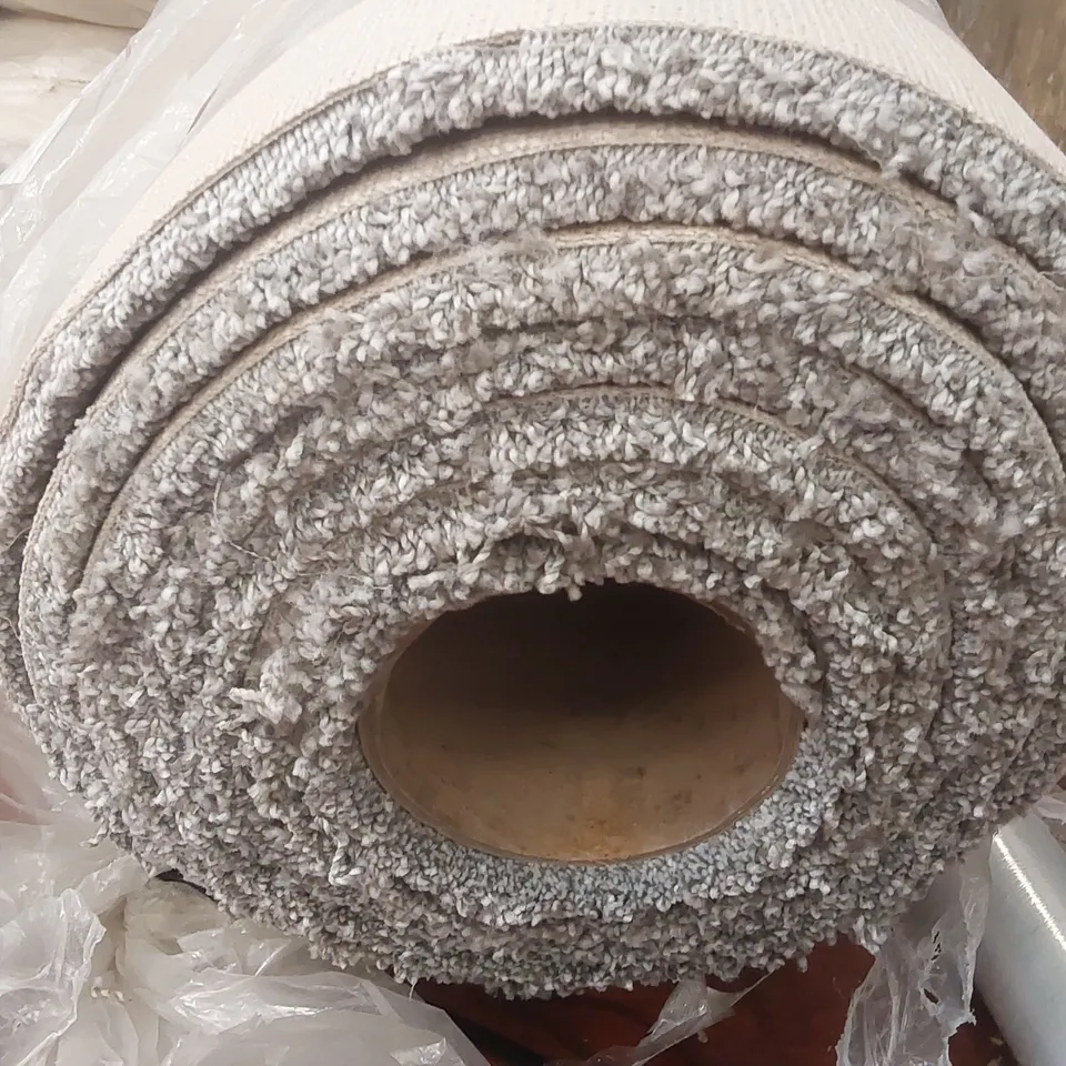 ROLL OF QUALITY ULTIMATE EXPRESSIONS EARL GREY CARPET - APPROXIMATELY 4.4 x 4m