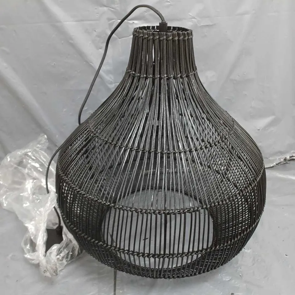 LAMAR RATTAN PENDANT 