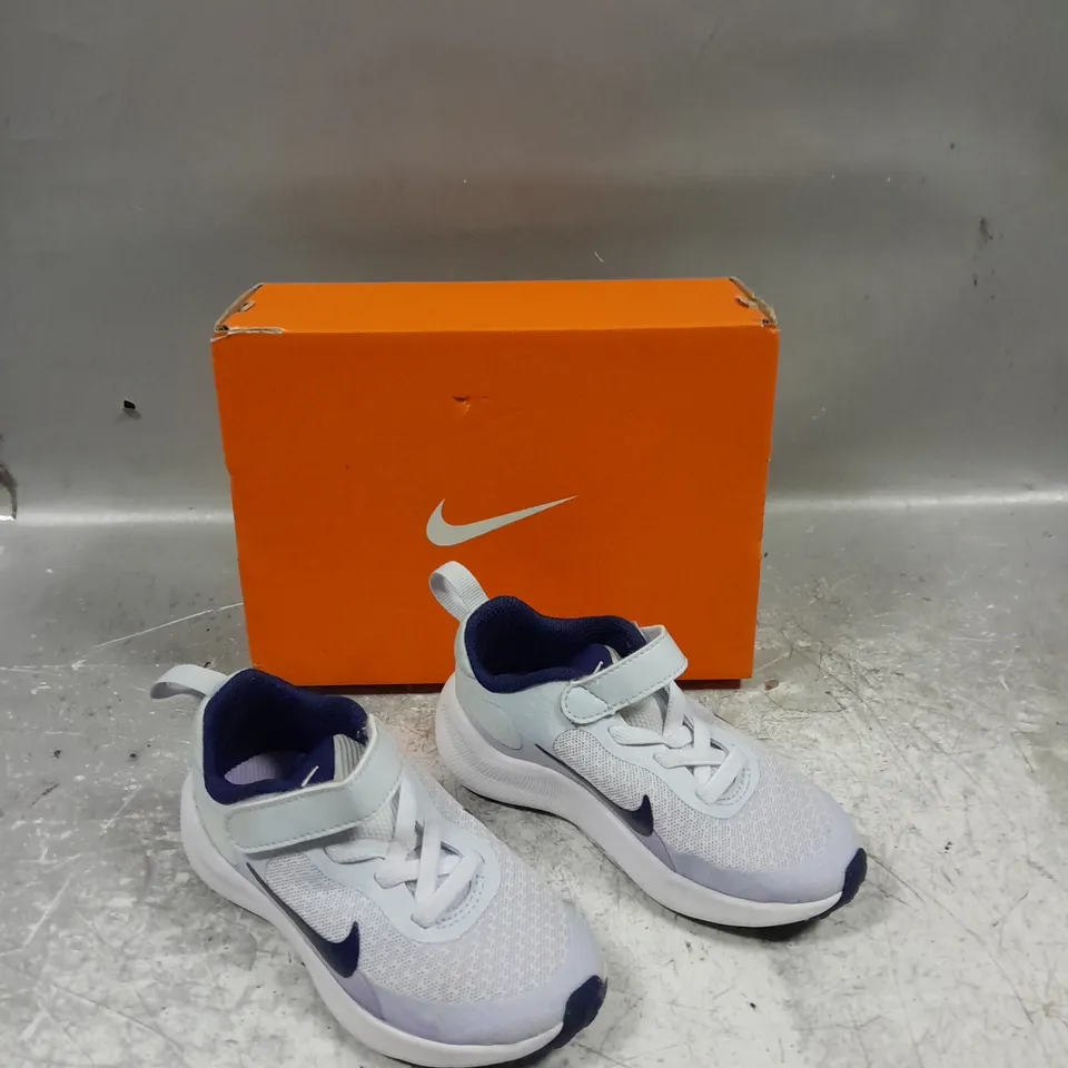 BOXED PAIR OF NIKE REVOLUTION 7 GREY UK 7.5