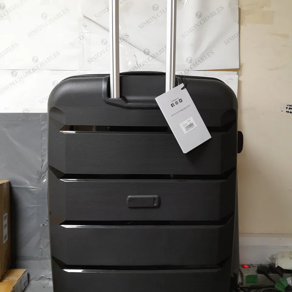 ROCK LUGGAGE TULUM HARDSHELL 8 WHEEL SPINNER - BLACK - COLLECTION ONLY