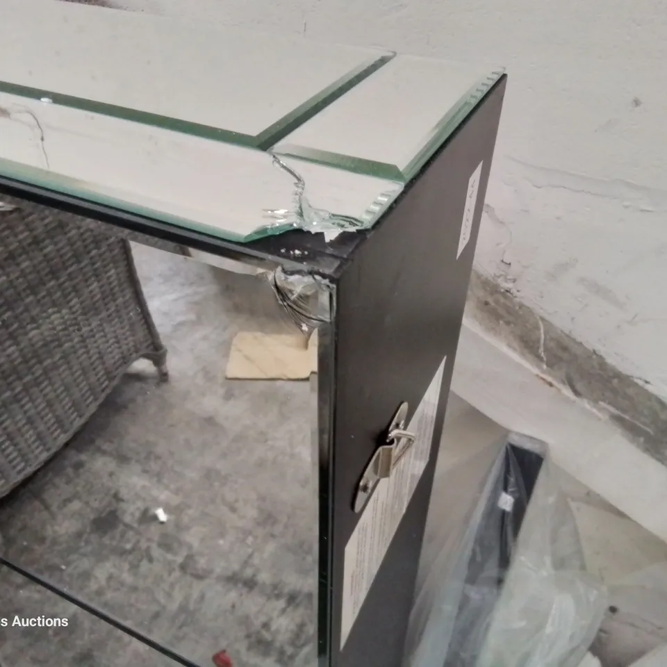 MIRRORED DRESSING TABLE TOP