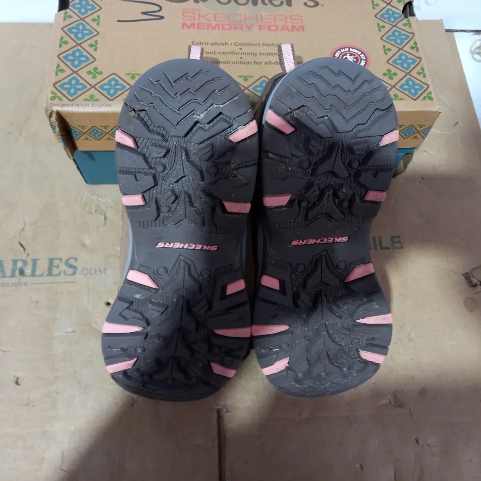 BOXED PAIR OF SKECHERS WALKING BOOTS- SIZE 6