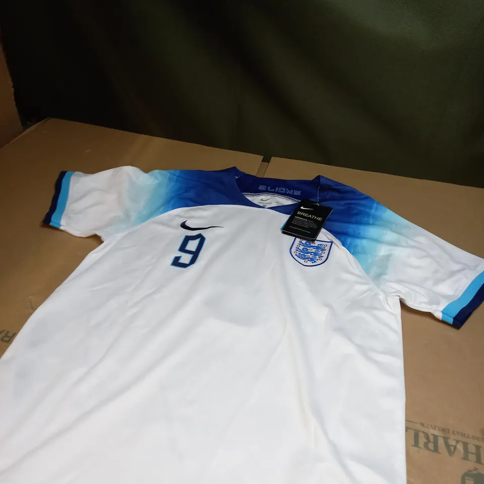 ENGLAND HOME FOOTBALL SHIRT SIZE 28