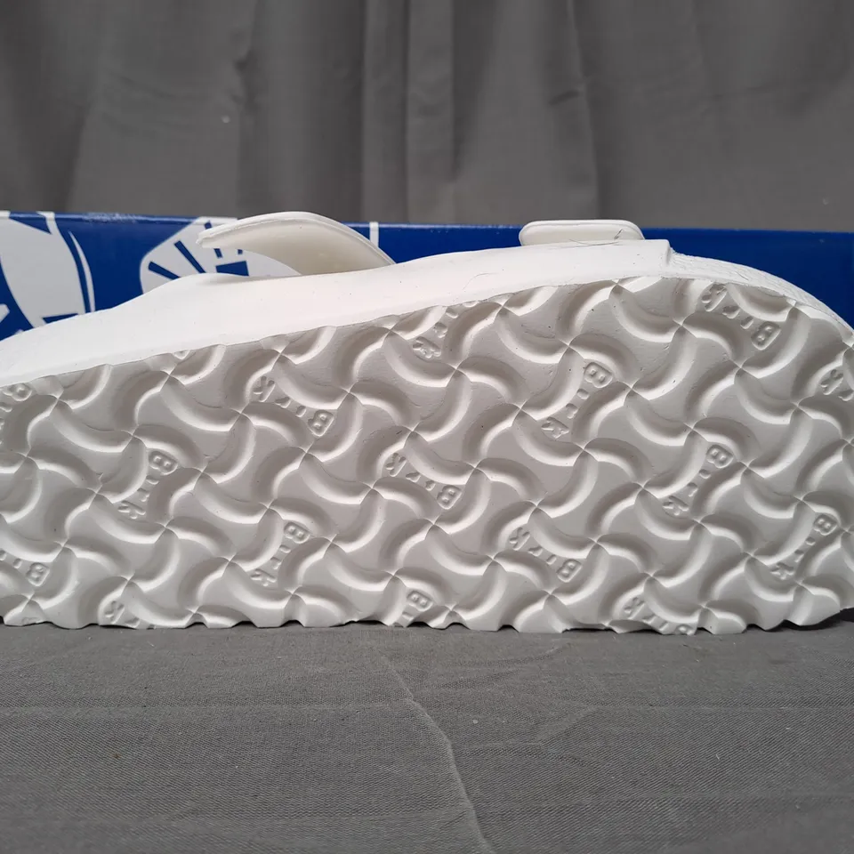 BOXED PAIR OF BIRKENSTOCK ARIZONA EVA OPEN TOE SANDALS IN WHITE UK SIZE 5.5