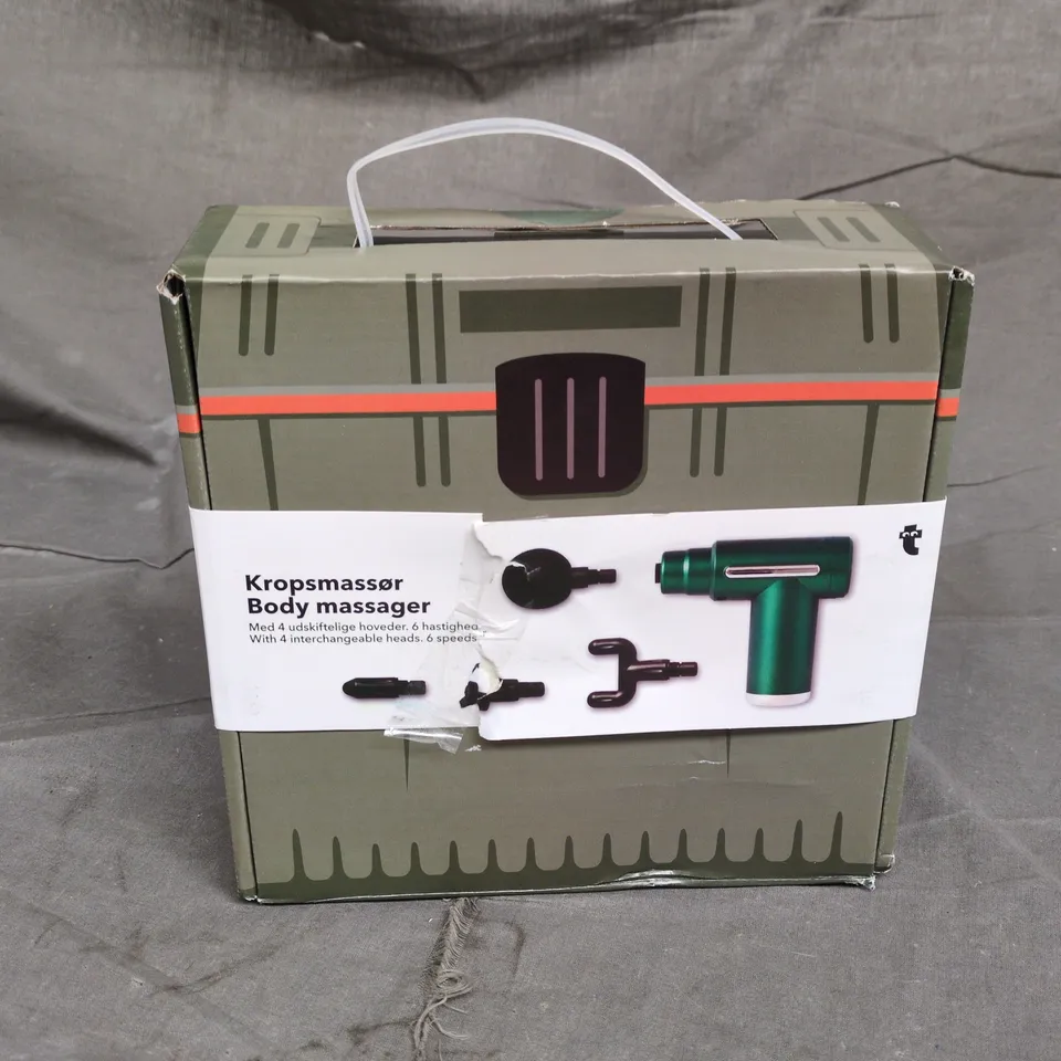 BOXED BODY MASSAGER IN GREEN