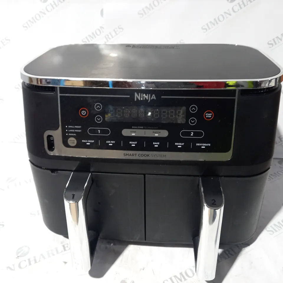 BOXED NINJA FOODI MAX 9.5L DUAL ZONE AIRFRYER AF451UK