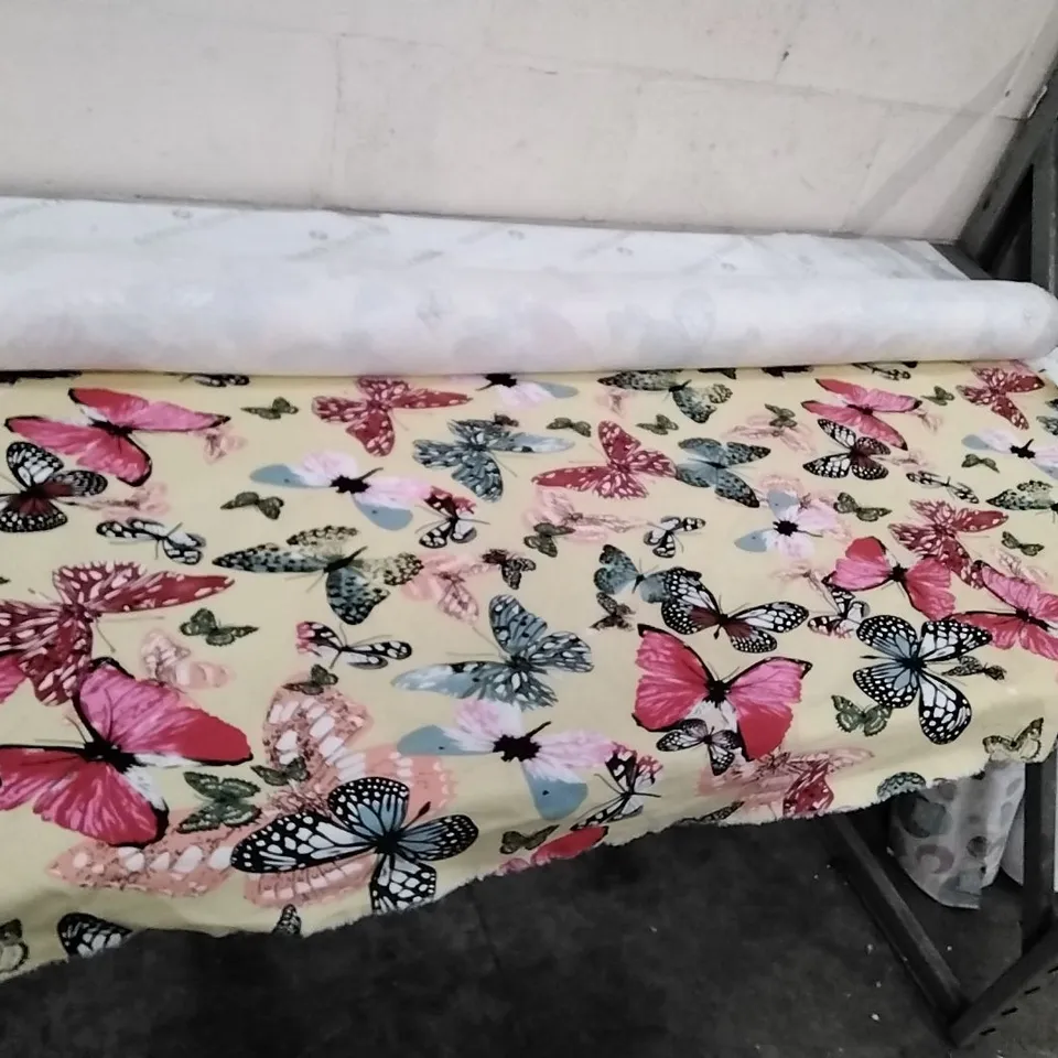 ROLL OF BUTTERFLY PATTERNED LINEN 