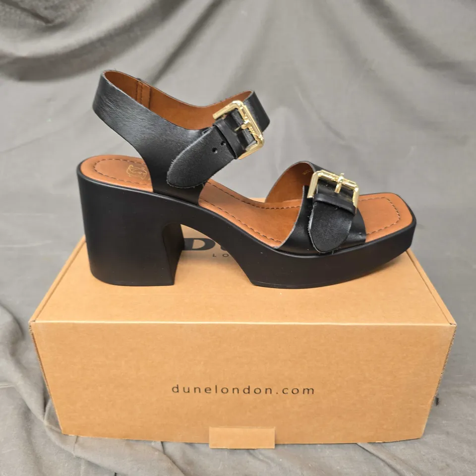 BOXED PAIR OF DUNE JENIES BUCKLE PLATFORM HEEL SHOE - 7