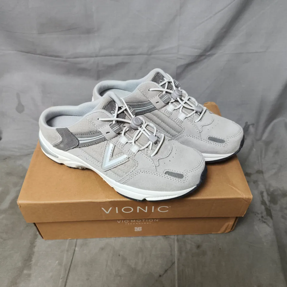 VIONIC MOTION GREY SNEAKERS – ATHLETIC SHOES (UNISEX) – BOXED, UK SIZE 4
