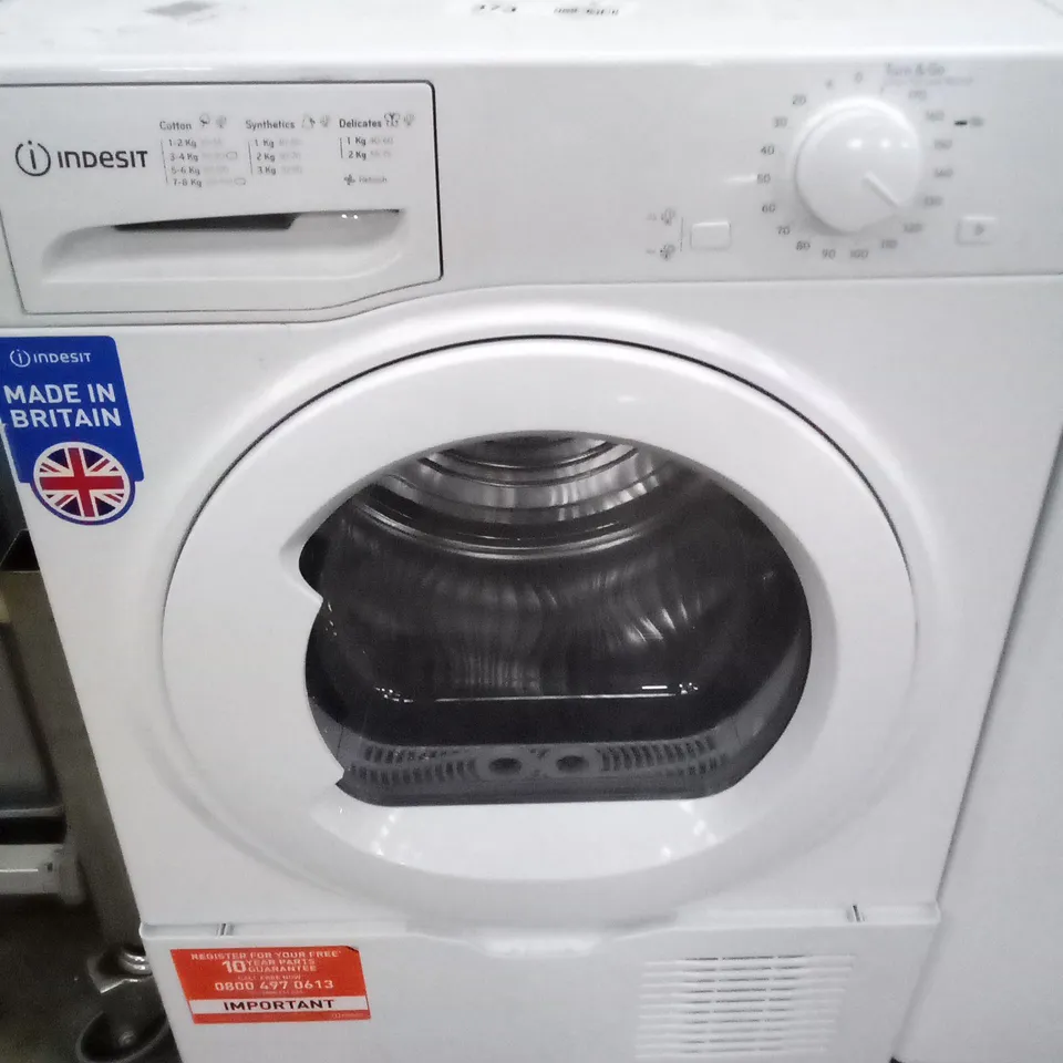 INDESIT I2 D81W UK TURN AND GO WASHING MACHINE