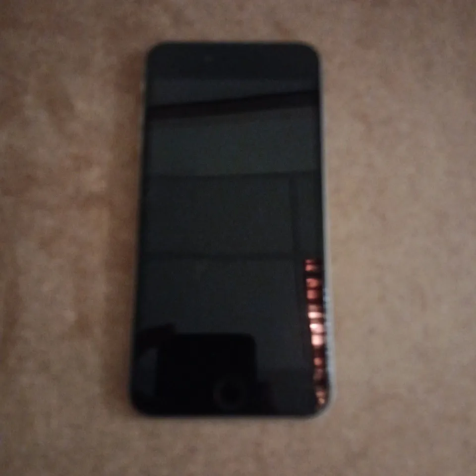 APPLE IPHONE 6 PLUS (A1524)