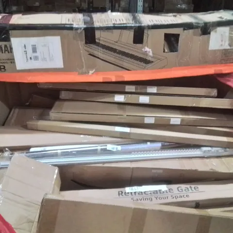 PALLET CONTAINING VARIOUS ASSORTED BOXED HOUSEHOLD ITEMS TO INCLUDE: FOLDABLE BECAUSE RAILS, RETRACTABLE SAFETY GATE, YAMAHA DIGITAL PIANO, AND LOTS MORE UNMARKED BOXED ITEMS 