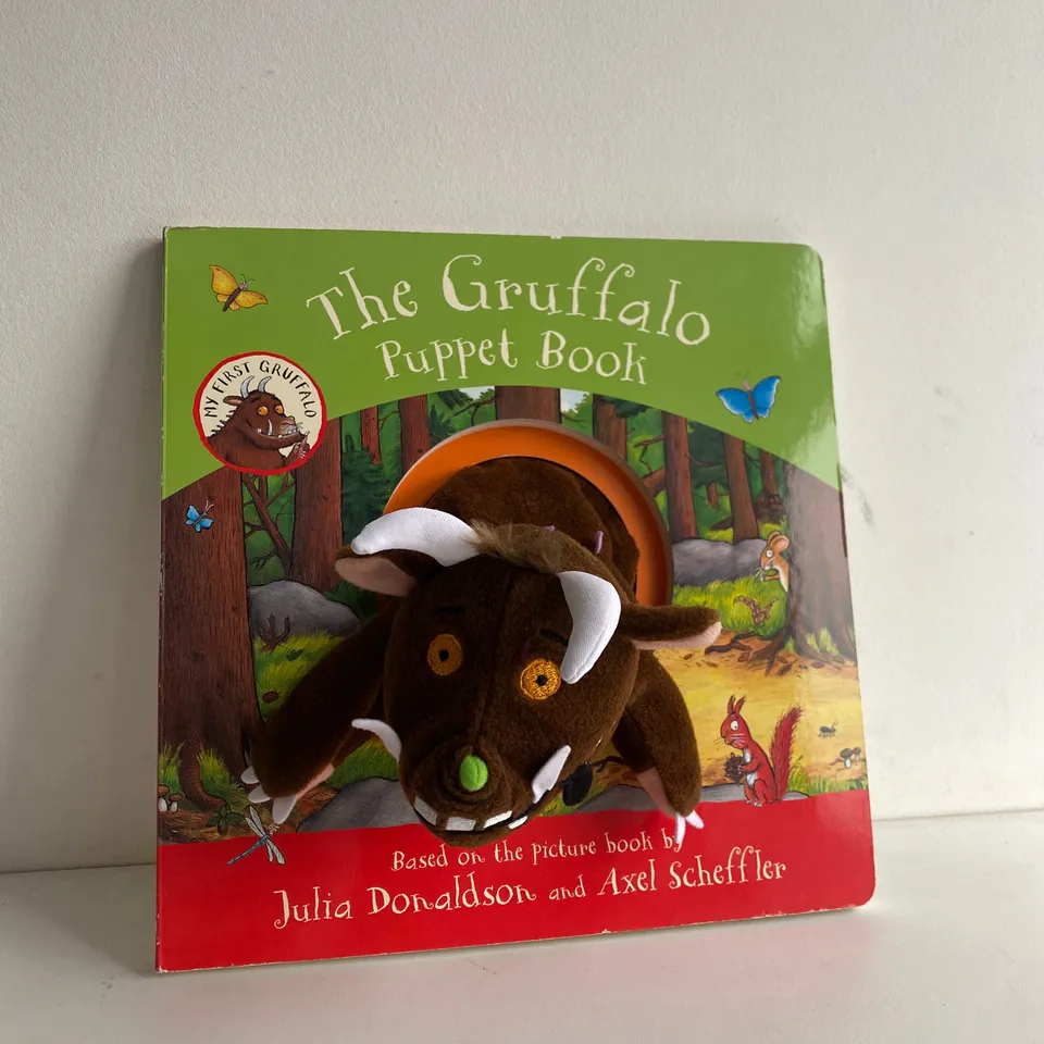 BOX OF 4 X THE GRUFFALO PUPPET BOOK 
