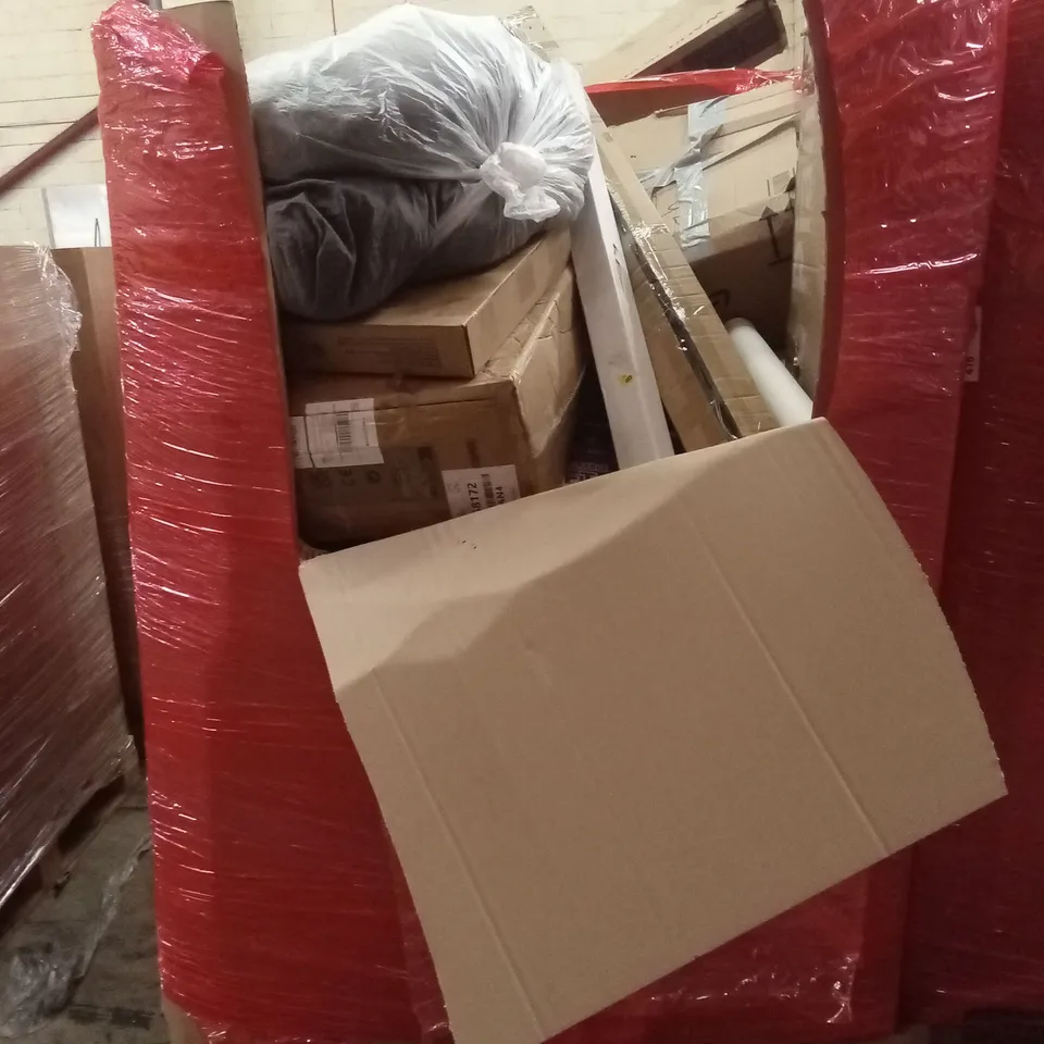 PALLET OF ASSORTED HOUSEHOLD GOODS AND PRODUCTS TO INCLUDE; TOILET SEATS, ELECTRIC PIANO, BOXED FURNITURE ETC