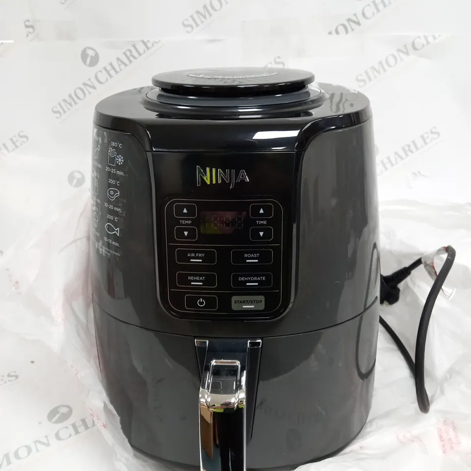 NINJA AIR FRYER 3.8L AF100UK