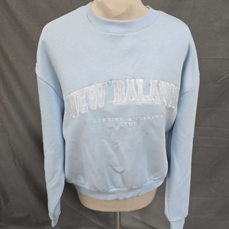 NEW BALANCE OVERSIZED CREW NECK SWEATSHIRT IN BLUE SIZE XS