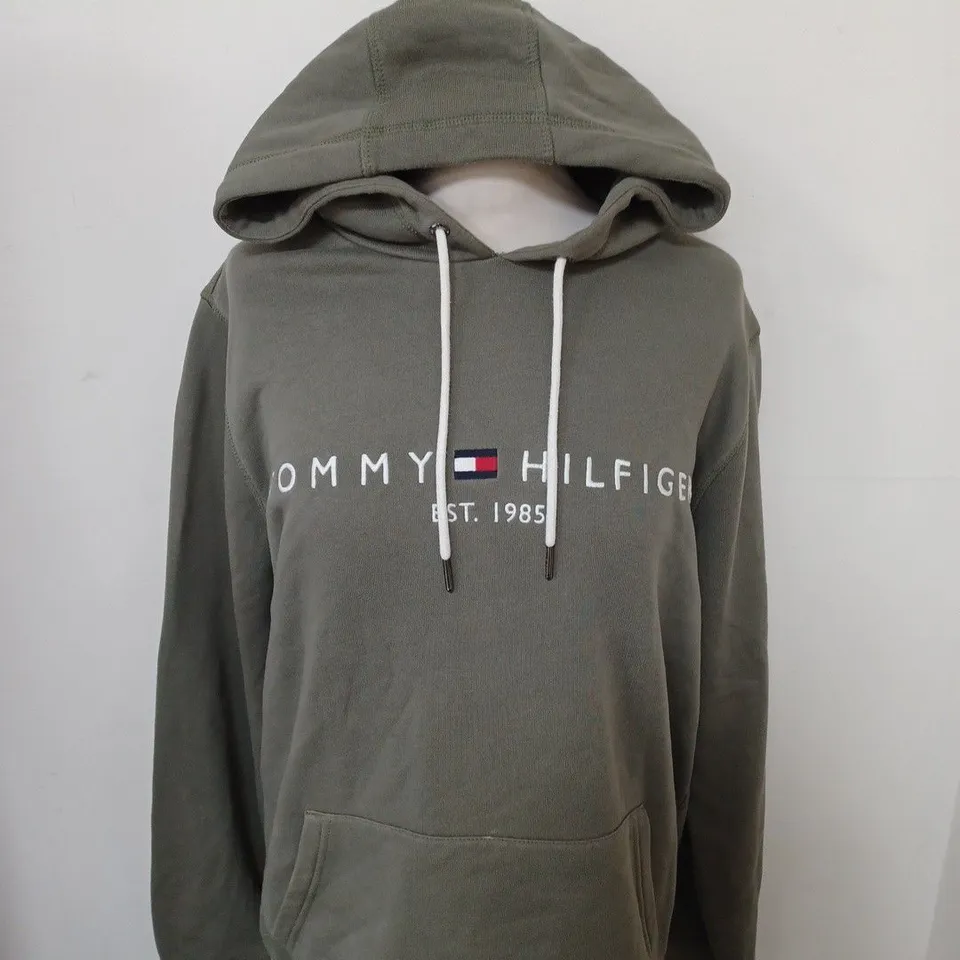 TOMMY HILFIGER LOGO SLOGAN HOODIE SIZE M