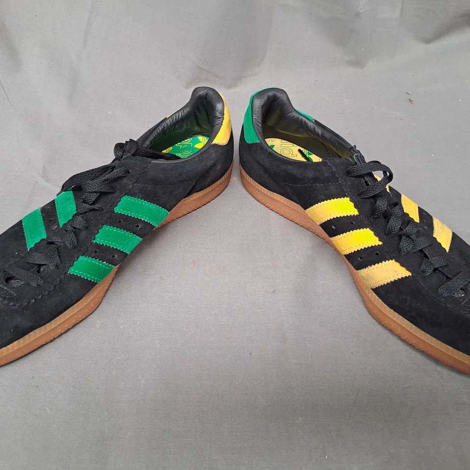 BOXED PAIR OF ADIDAS SHOES IN BLACK/GREEN/YELLOW UK SIZE 10