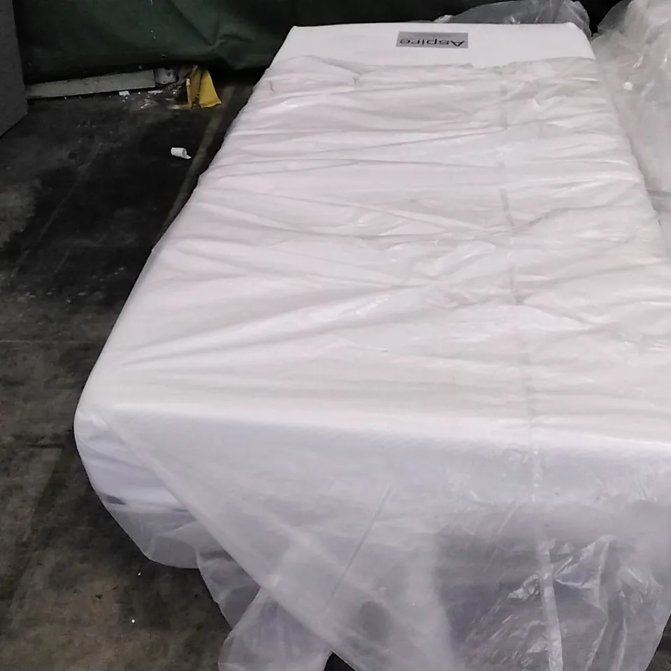 STACK OF APPROXIMATELY 2 ASSORTED MATTRESSES