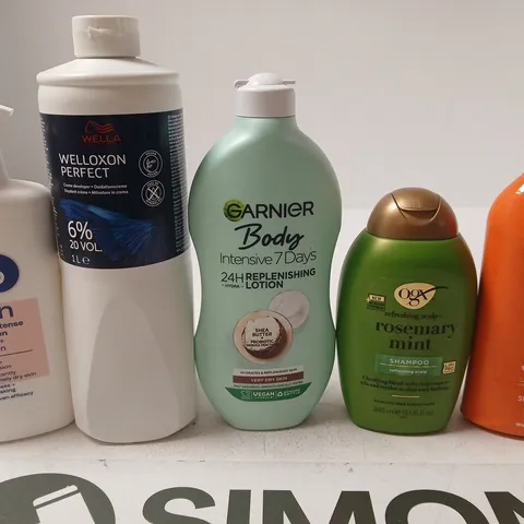 APPROX 12 ASSORTED BEAUTY PRODUCTS TO INCLUDE IMAGIC WELLA HAIR PEROXIDE, E45 LOTION, OGX SHAMPOO, ETC