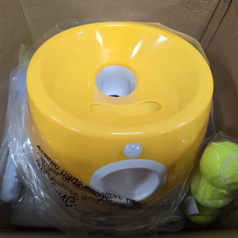 BOXED AUTOMATIC BALL LAUNCHER IN ORANGE