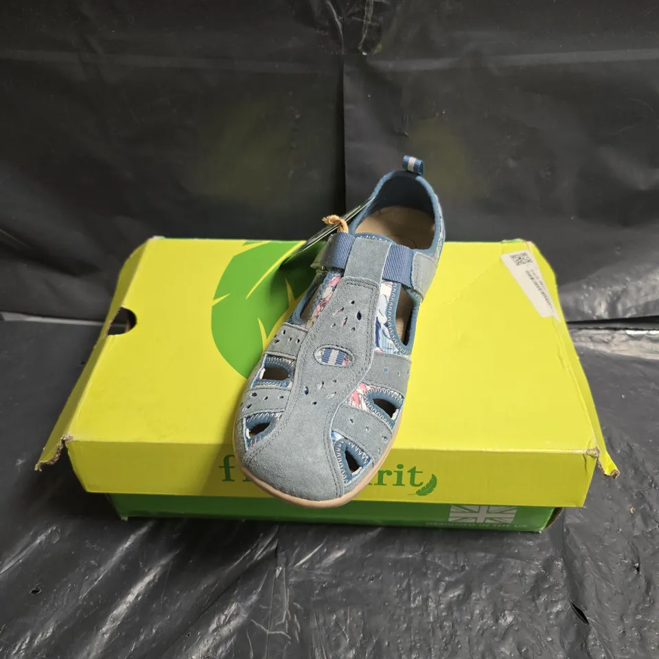 Free Spirit Cleveland Sandals – UK 7, Blue/Multi (Boxed)