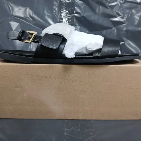 BOXED PAIR OF WHERE'S THAT FROM OPEN TOE SANDALS IN BLACK SIZE UK 8