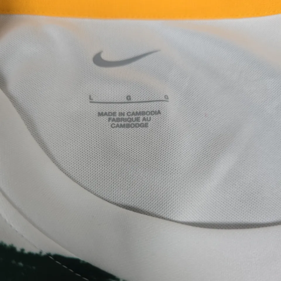 NIKE SOUTH AFRICA FOOTBALL JERSEY – WHITE WITH GREEN GEOMETRIC PATTERN, SIZE L