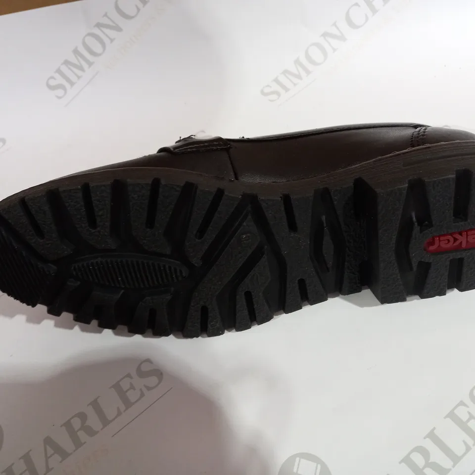 RIEKER BLACK LOAFERS SIZE 6