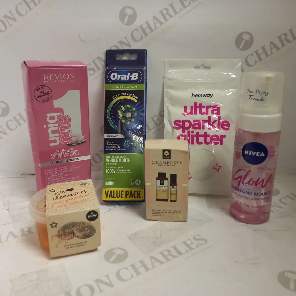 LOT OF APPROXIMATELY 20 ASSORTED HEALTH & BEAUTY ITEMS, TO INCLUDE LOTUS HAIR TREATMENT, CHAMPNEY'S AWAKENING DUO, NIVEA GLOW MOUSSE, ETC