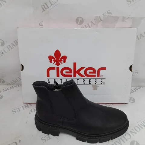 BOXED PAIR OF RIEKER ANTISTRESS CHUNKY ANKLE BOOTS IN BLACK - SIZE 5