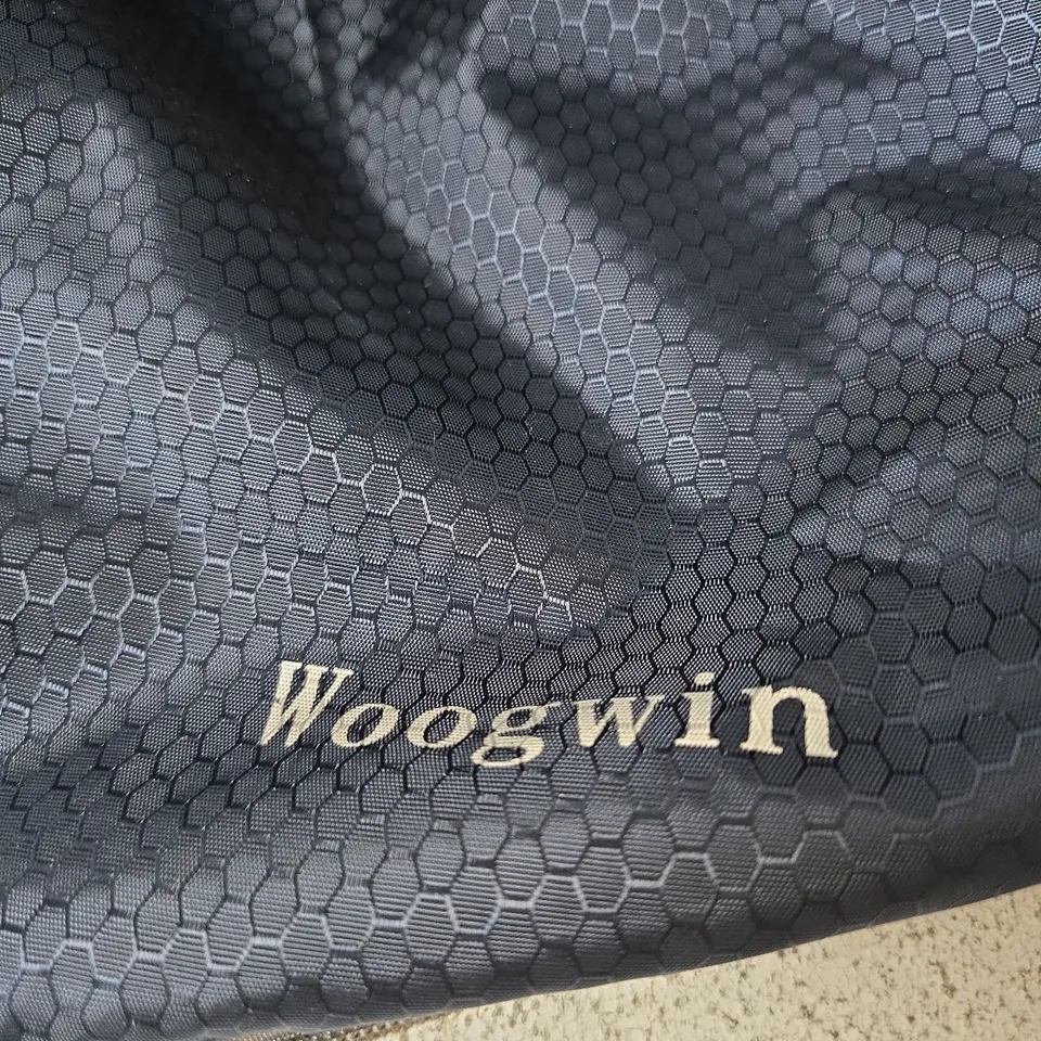 WOOGWIN FOLDABLE WATERPROOF DUFFLE TRAVEL BAG