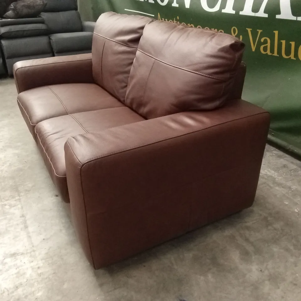 HAMPSHIRE ITALIAN LEATHER 2 SEATER SOFA RRP £899