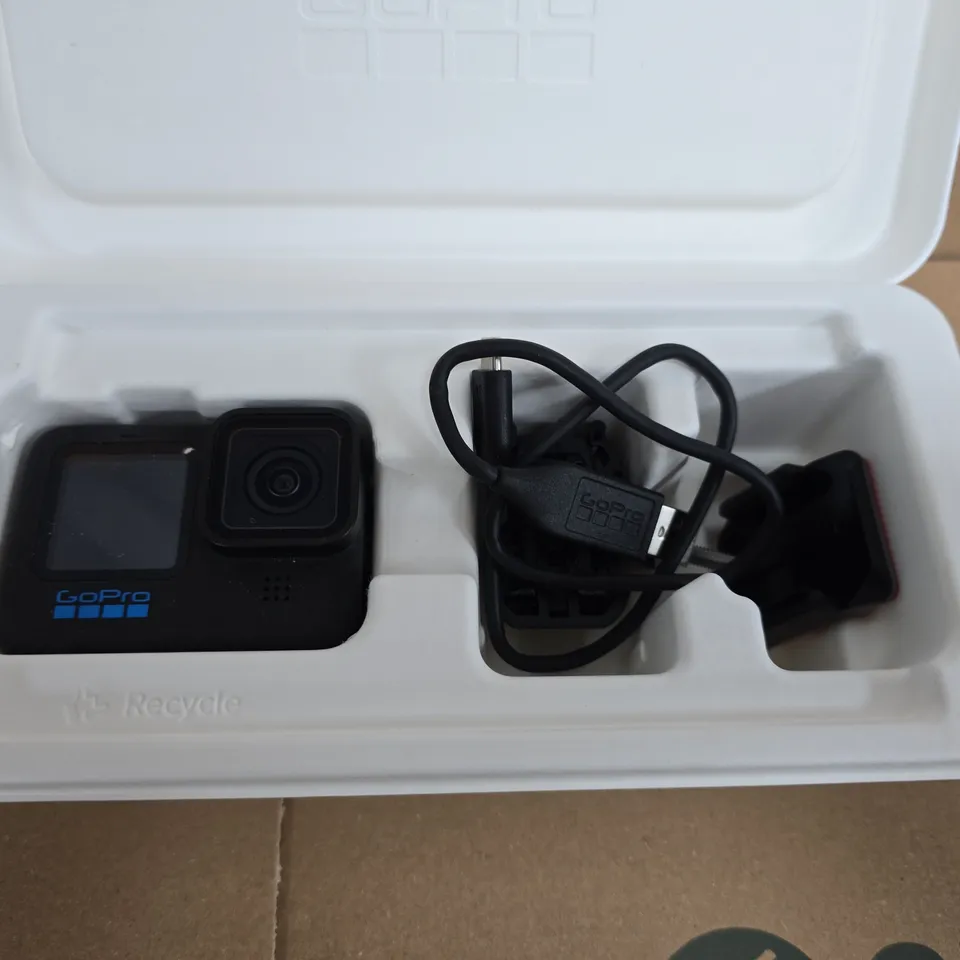 GOPRO HERO10 BLACK ACTION CAMERA 