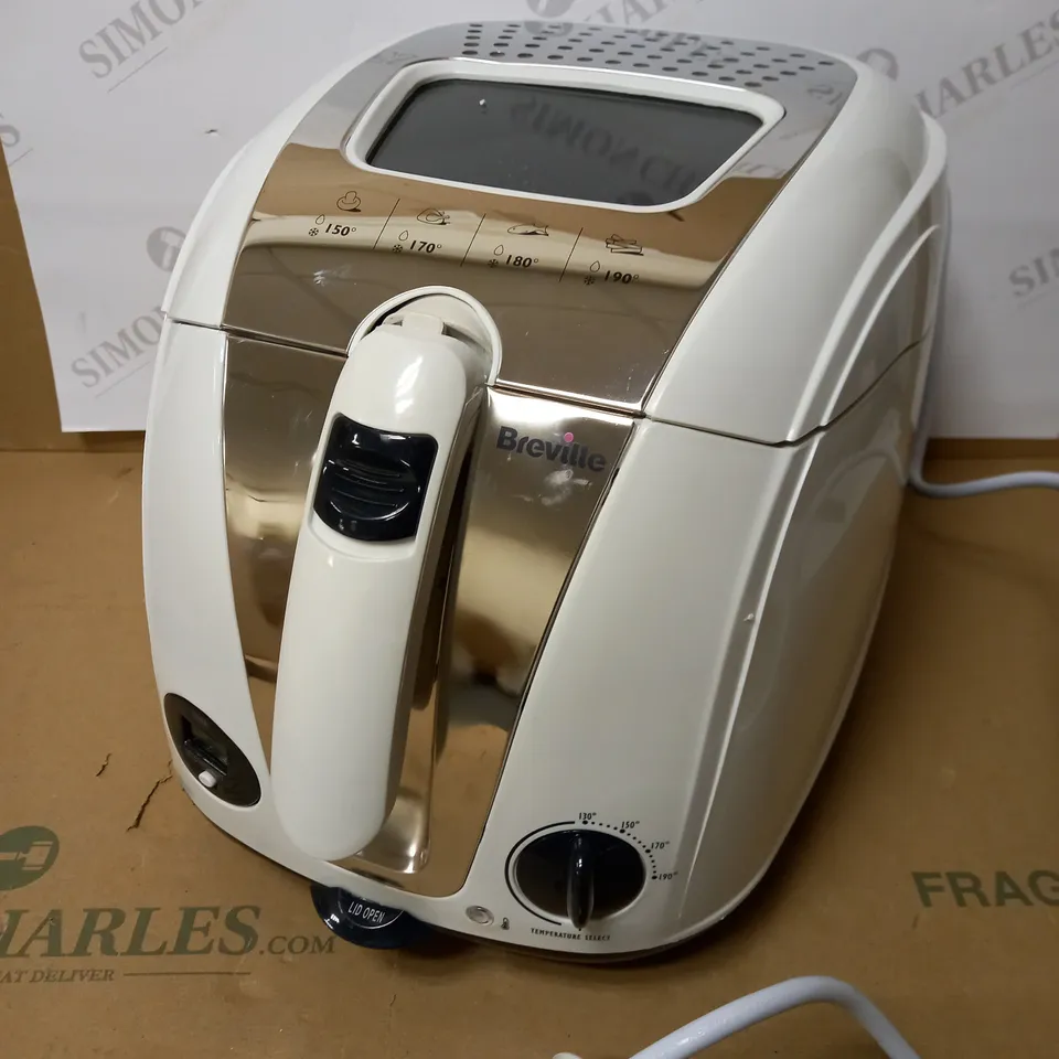 BREVILLE EASY CLEAN DIGITAL FRYER 